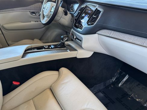 Used 2022 Volvo XC90 T6 Inscription image 16