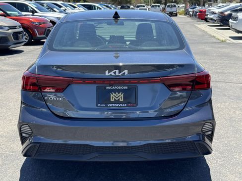 Used 2024 Kia Forte LXS FWD image 5