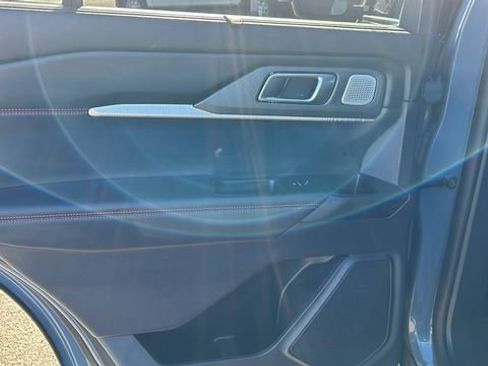 Certified 2025 Ford Explorer ST image 15