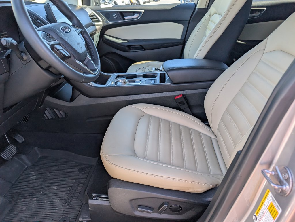 Certified 2024 Ford Edge SEL w/ Convenience Package AWD/4WD image 13