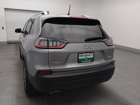 Used 2019 Jeep Cherokee Latitude Plus AWD/4WD image 6