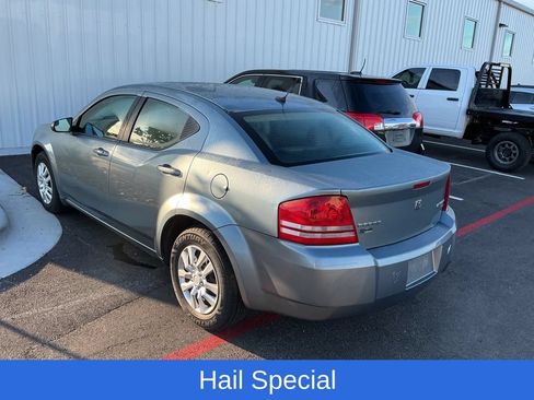 Used 2010 Dodge Avenger SXT FWD image 4