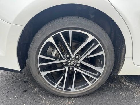 Certified 2025 Toyota Camry XLE AWD/4WD image 10