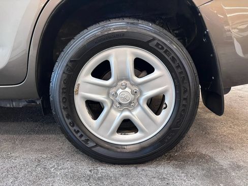 Used 2011 Toyota RAV4 4WD w/ Base L4 Extra Value Pkg image 6