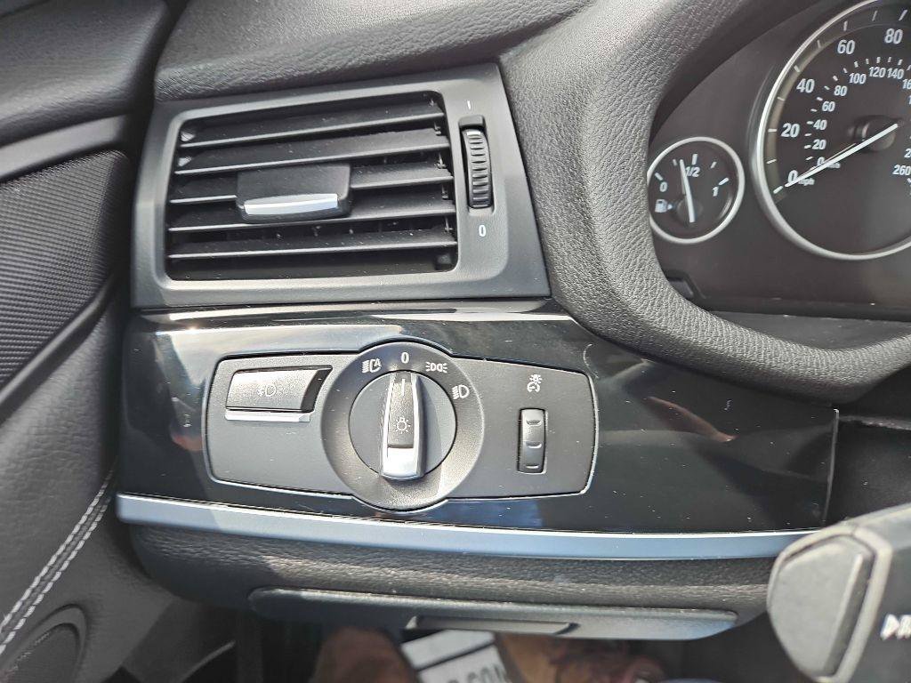 Used 2017 BMW X3 xDrive28i AWD/4WD image 14