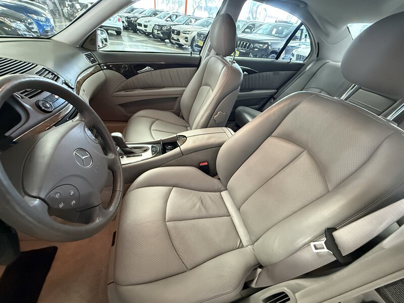 Used 2003 Mercedes-Benz E 500 Sedan w/ X2 Opt Pkg image 14