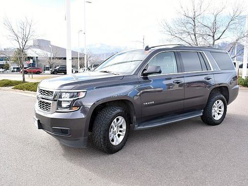 Used 2017 Chevrolet Tahoe LT image 3