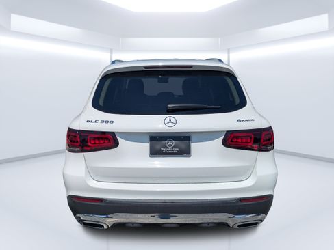 Used 2022 Mercedes-Benz GLC 300 4MATIC image 4
