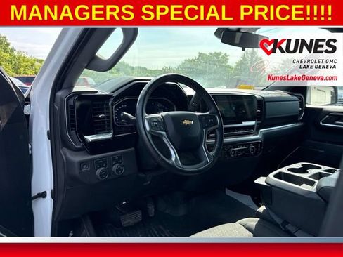 Used 2023 Chevrolet Silverado 1500 LT w/ Work Truck Package AWD/4WD image 17