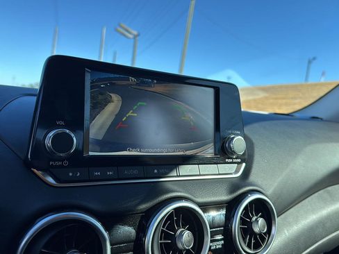 Used 2025 Nissan Sentra S image 23