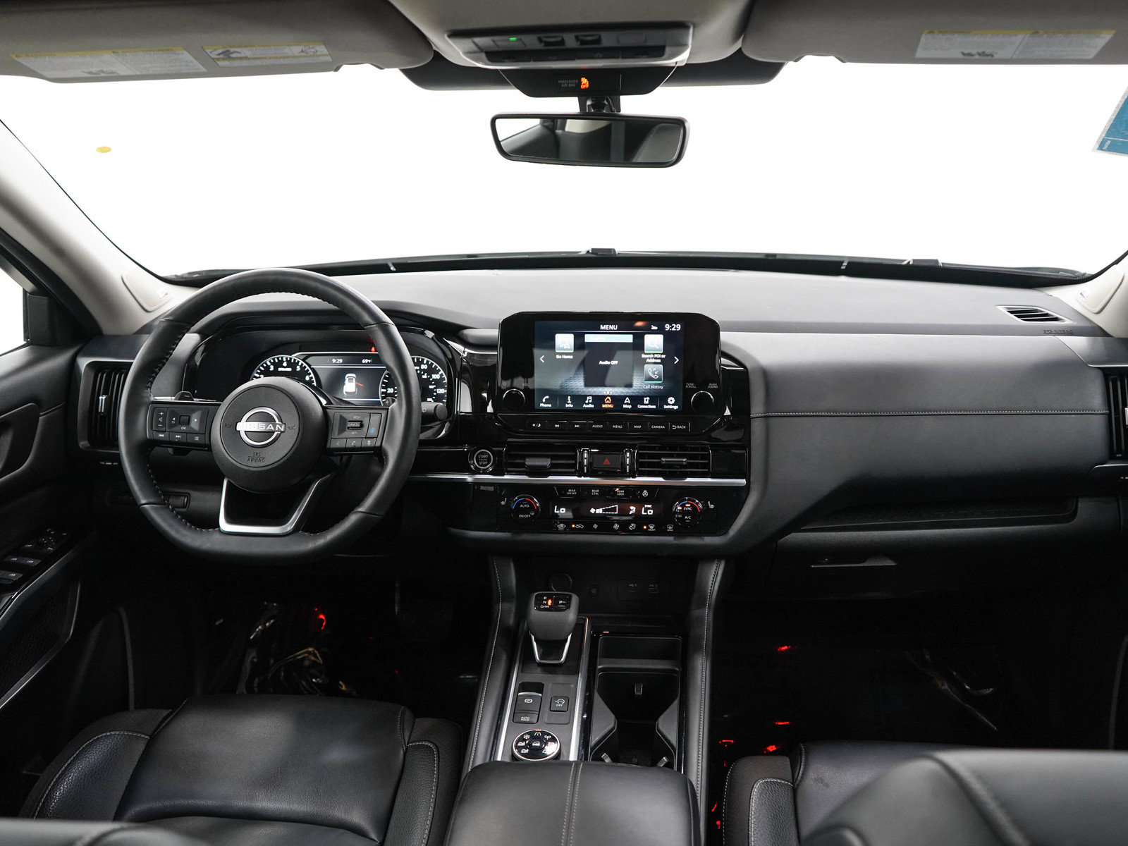 Used 2024 Nissan Pathfinder SL w/ SL Premium Package AWD/4WD image 13