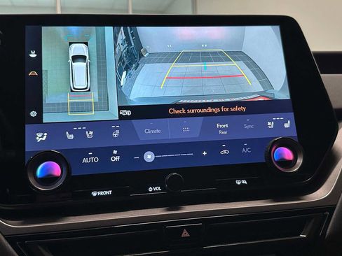 Used 2024 Lexus TX 500h AWD w/ Technology Package image 12