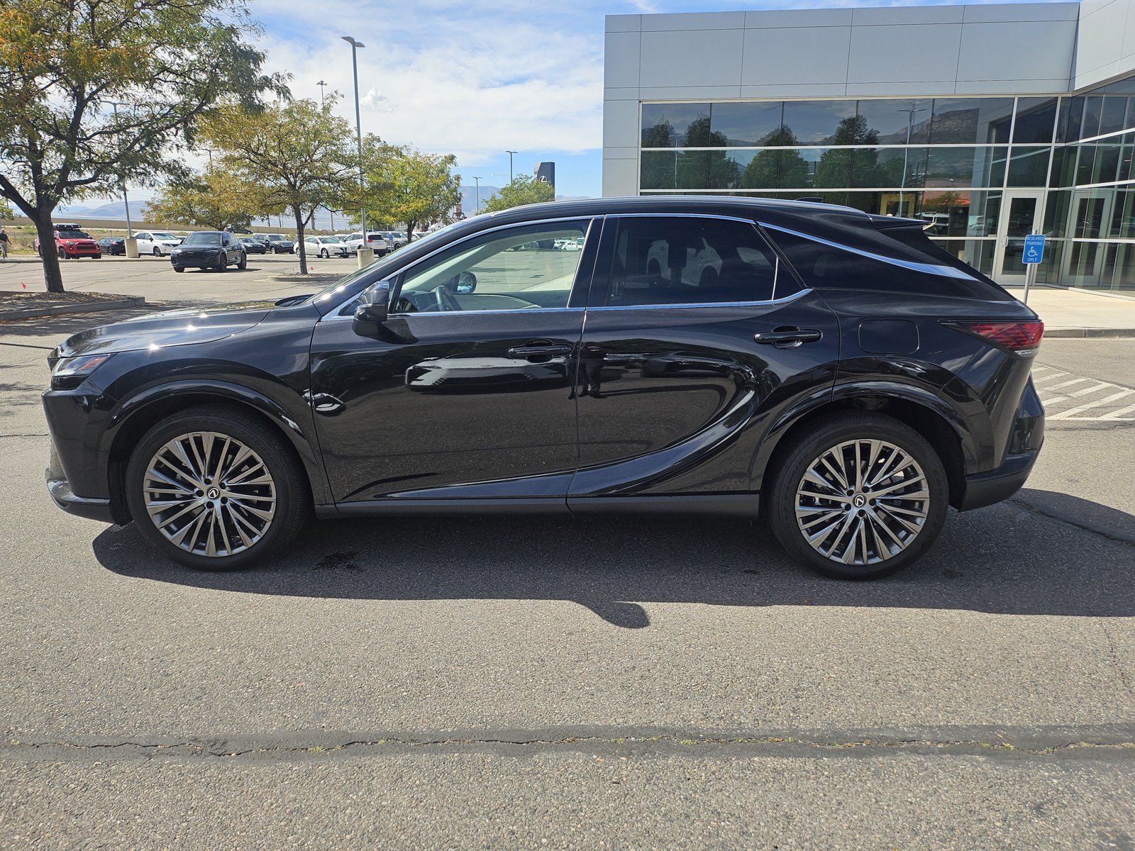 Used 2024 Lexus RX 350 w/ Convenience Package AWD/4WD image 9