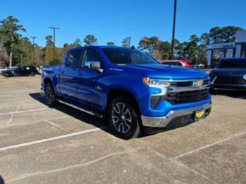 Certified 2025 Chevrolet Silverado 1500 LT w/ Texas Edition Plus image 2