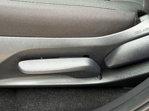 Used 2025 Toyota RAV4 LE image 21