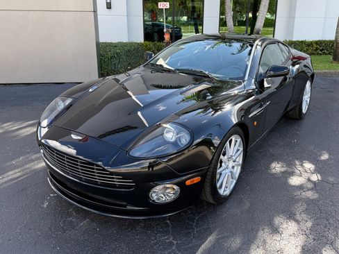 Used 2006 Aston Martin Vanquish S image 14