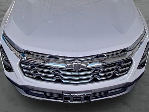New 2026 Chevrolet Equinox LT w/ Safety and Technology Package image 18