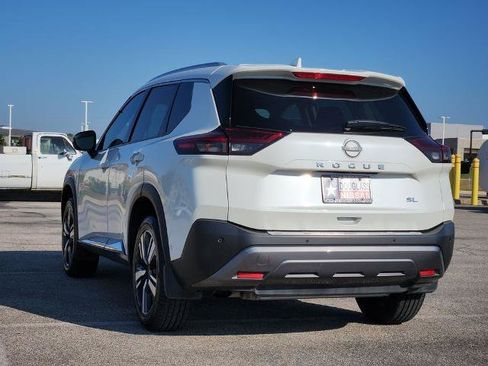 Certified 2023 Nissan Rogue SL w/ SL Premium Package FWD image 4