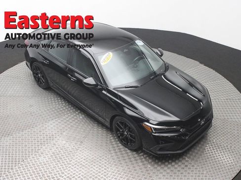 Used 2024 Honda Civic Sport image 3
