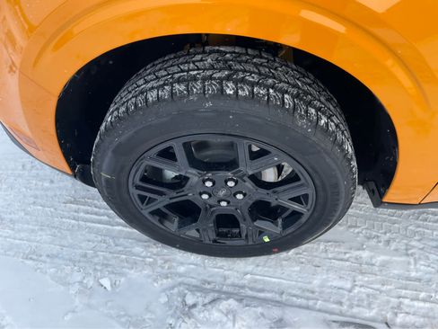 New 2026 Ford Maverick XLT w/ XLT Luxury Package image 9