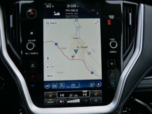 Used 2023 Subaru Outback Limited image 21