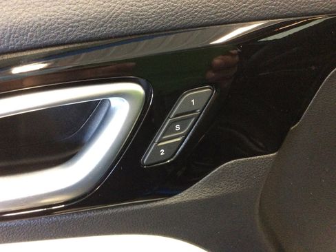 Used 2024 Jeep Compass Limited w/ Elite Group image 14