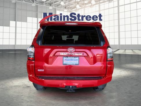 Used 2024 Toyota 4Runner SR5 image 4