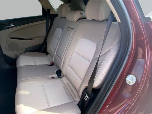 Used 2017 Hyundai Tucson SE w/ SE Popular Package 02 FWD image 21