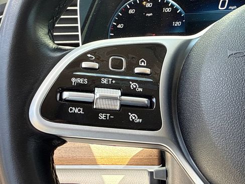Used 2021 Mercedes-Benz GLE 350 w/ AMG Line Exterior image 30