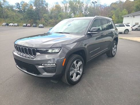 New 2025 Jeep Grand Cherokee Limited w/ Luxury Tech Group II image 1