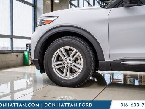 Used 2020 Ford Explorer XLT w/ Equipment Group 202A image 33