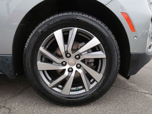 Used 2023 Chevrolet Equinox Premier image 47