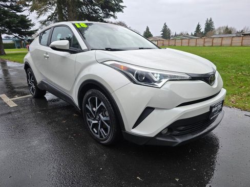 Used 2018 Toyota C-HR XLE image 9