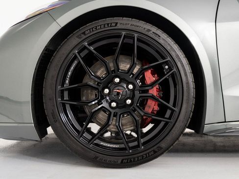 Used 2023 Chevrolet Corvette Z06 image 10