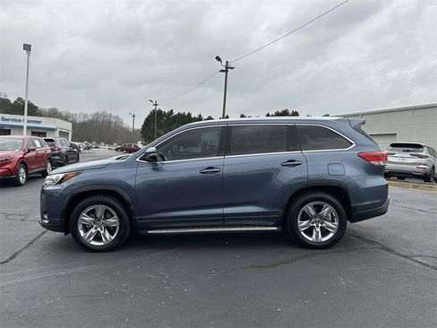 Used 2019 Toyota Highlander Limited image 24