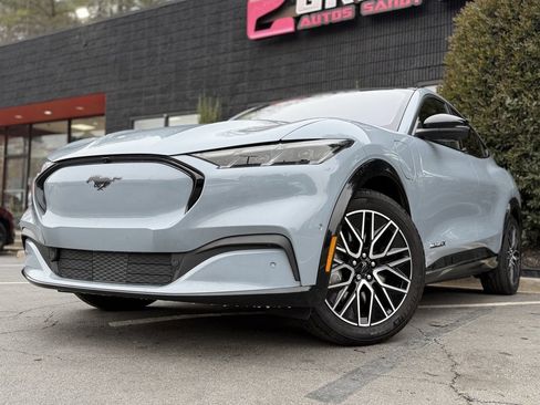 Used 2024 Ford Mustang Mach-E Premium image 2