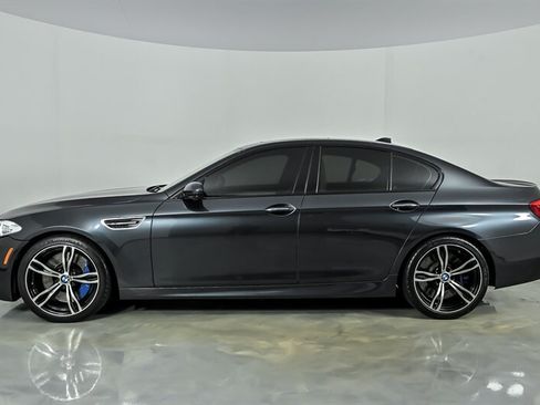 Used 2013 BMW M5 RWD image 6