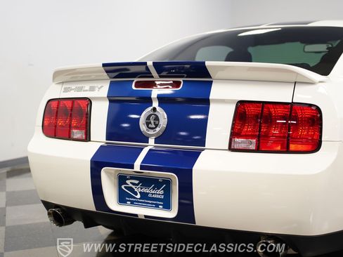 Used 2008 Ford Mustang Shelby GT500 RWD image 27