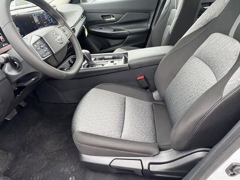 New 2026 Nissan Sentra SV image 17