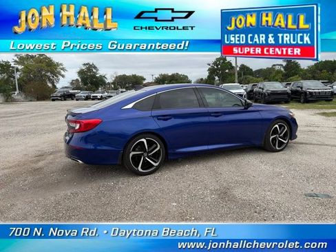 Used 2021 Honda Accord Sport image 11