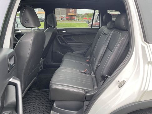 Used 2023 Volkswagen Tiguan SE R-Line AWD/4WD image 15