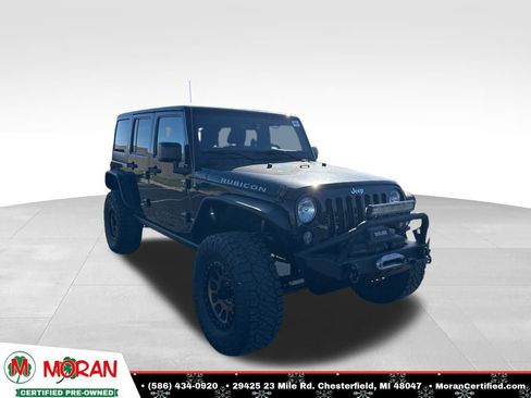 Used 2015 Jeep Wrangler Unlimited Rubicon w/ Connectivity Group image 7