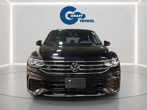 Used 2022 Volkswagen Tiguan SEL R-Line image 12