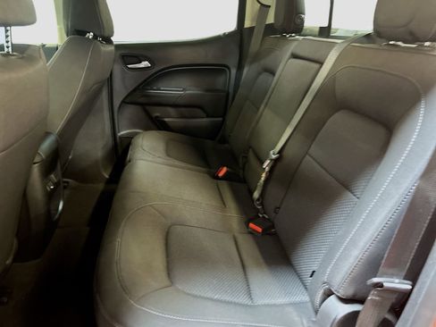Used 2020 Chevrolet Colorado LT w/ LT Convenience Package AWD/4WD image 23