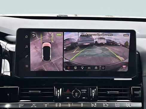New 2026 Nissan Pathfinder SL AWD/4WD image 32