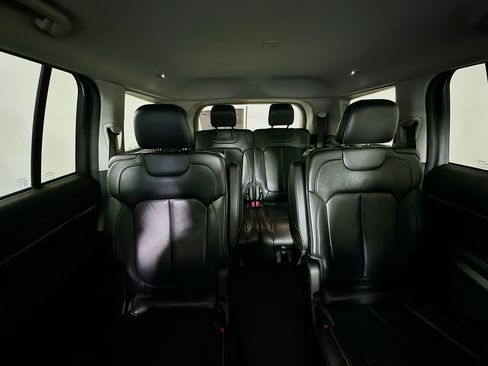 Used 2022 Jeep Grand Cherokee L Limited image 30