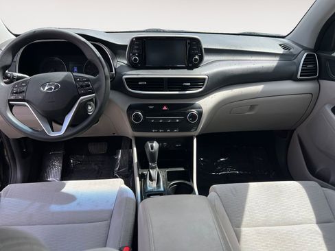 Used 2019 Hyundai Tucson SE image 10