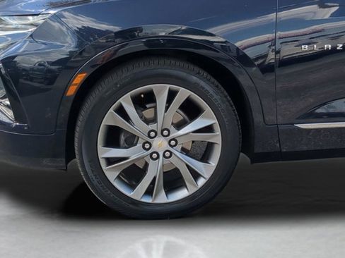 Used 2020 Chevrolet Blazer Premier w/ Driver Confidence II Package image 11