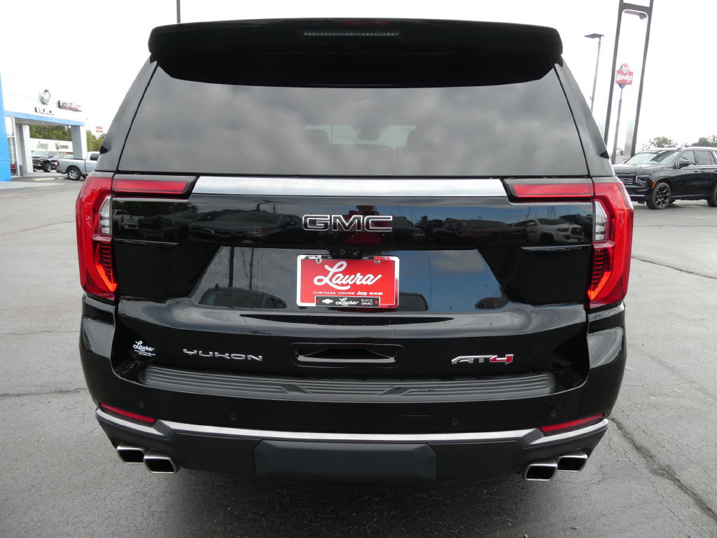 Certified 2025 GMC Yukon XL AT4 w/ AT4 Premium Package AWD/4WD image 8