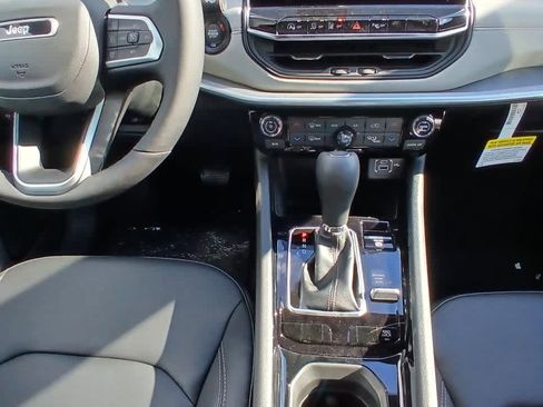 New 2026 Jeep Compass Limited AWD/4WD image 19